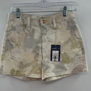 3For$20 universal Threads Tye Dye  Shorts size 0 NWT